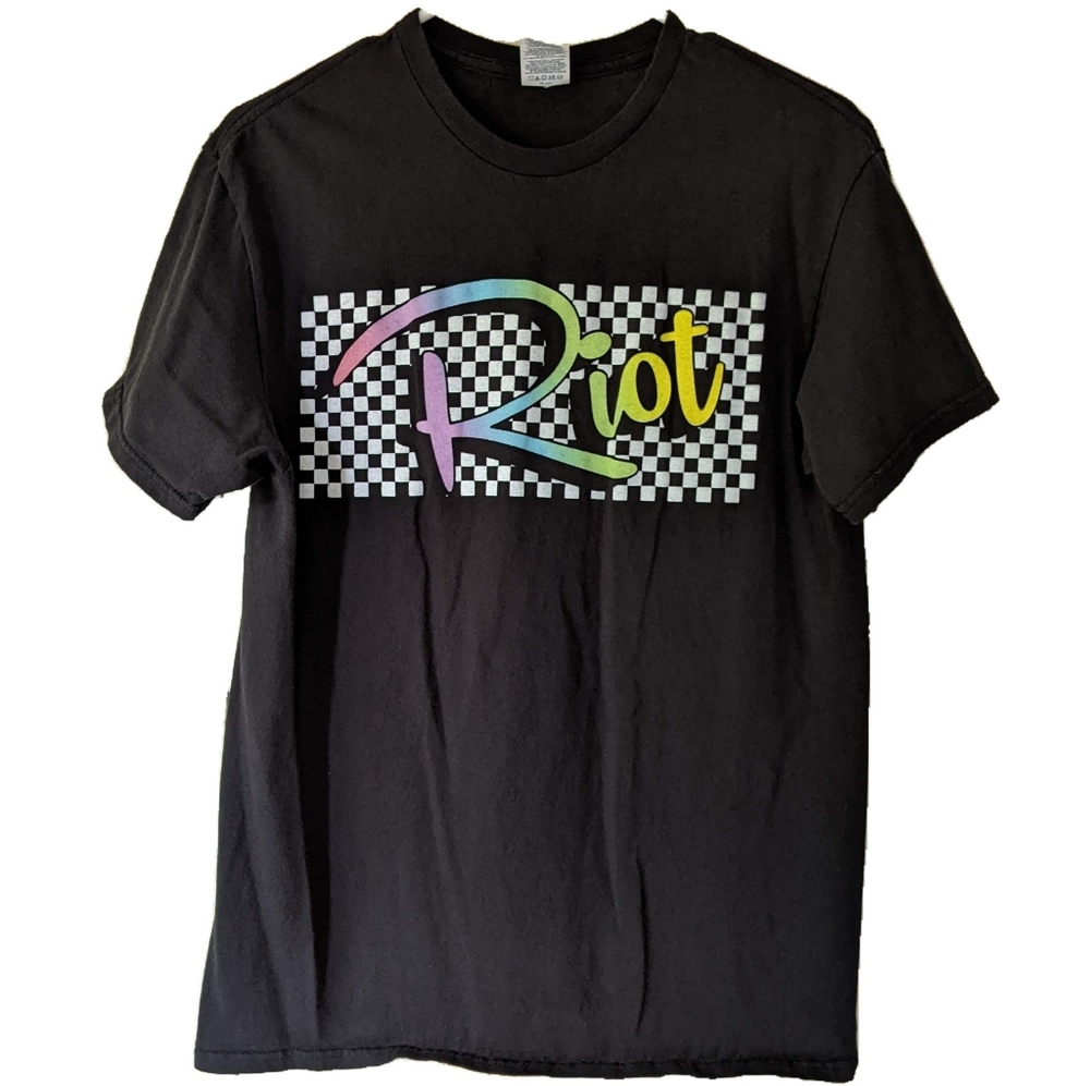 Riot retro black t-shirt